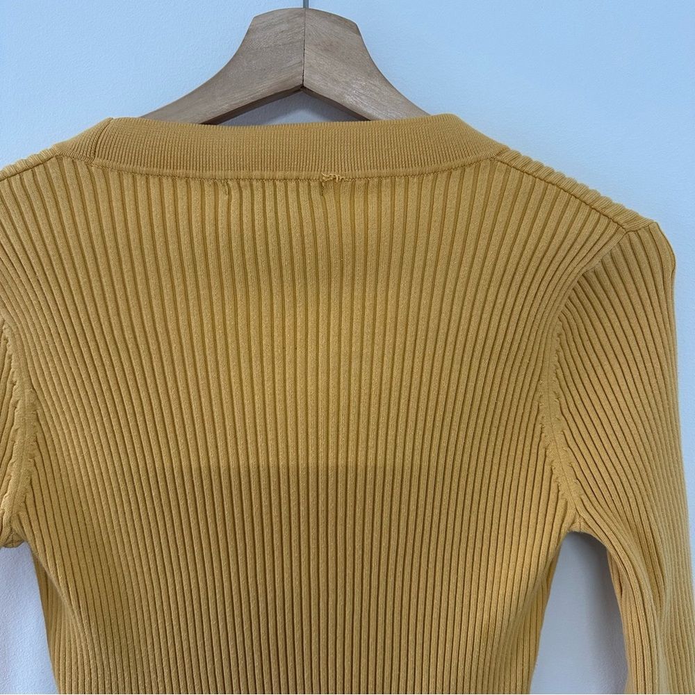 Vintage August Silk Yellow Ribbed Knit Top Large Button Y2K Preppy Grandmacore - Picture 3 of 3